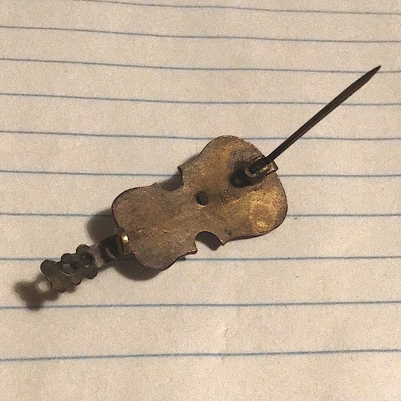 Fiddle or violin estate brooch Antique jewelry enamel instrument c clasp pin - Picture 10 of 13